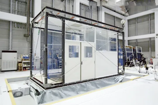 Earthquake Countermeasures for Partitions (Sanwa Shutter Corporation)