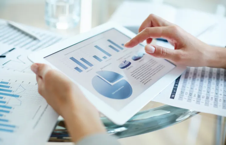 財務・業績情報