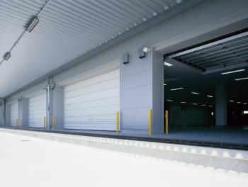 高強度オーバースライダー 耐風ガードosd を発売 三和シヤッター ニュースリリース 三和ホールディングス株式会社